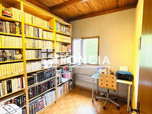 À vendre Maison 5 pièces 131 m² - La Terrasse 38660