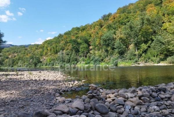 Maison 90 m2 au bord du Lot