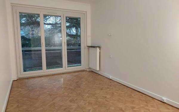 Appartement à louer    3 pièces • 73,37 m2 Antony