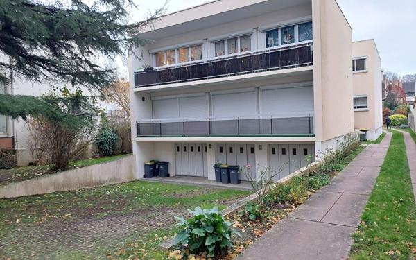 Appartement à louer    3 pièces • 73,37 m2 Antony