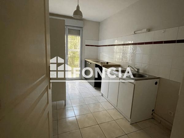 Location Appartement 3 pièces 58.1 m² - 56 AVENUE VICTOR SEGOFIN Toulouse 31400