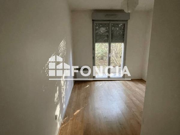 Location Appartement 3 pièces 58.1 m² - 56 AVENUE VICTOR SEGOFIN Toulouse 31400