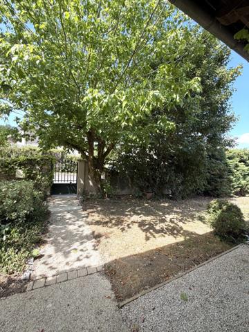 À vendre - Maison individuelle, 7 pièces située à Montbazon (37250)