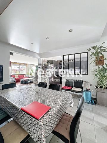 Maison Obernai 8 pièces - 235 m² habitables -Terrain de 25 ares et piscine - Privé/Professionnel