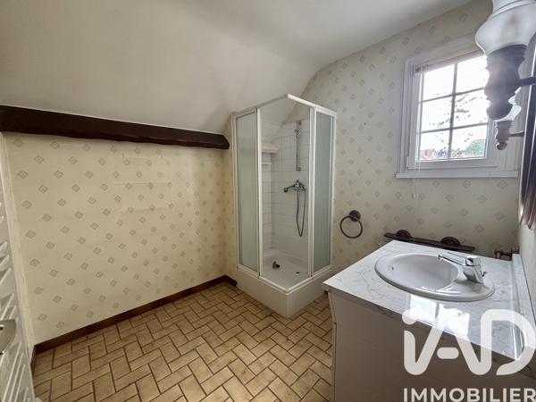 Maison à vendre 7 pièces 168 m² Saint-Leu-la-Forêt