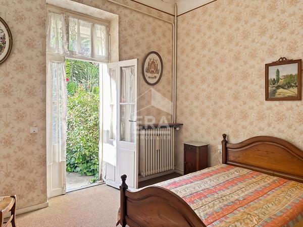 Maison Chateaurenard 6 pièce(s) 192 m2