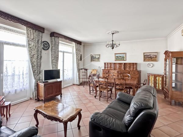 Maison Chateaurenard 6 pièce(s) 192 m2
