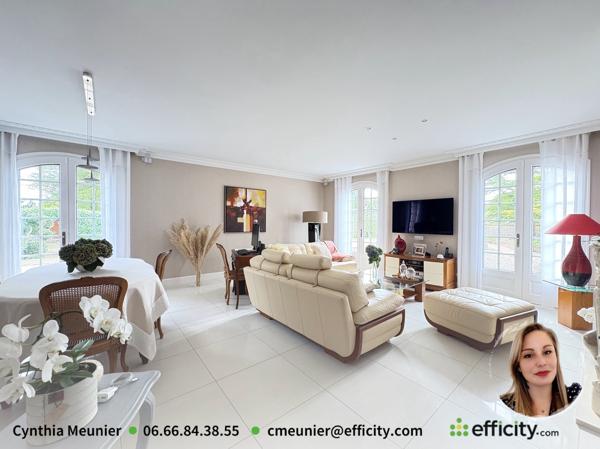 Maison
         5 pièces
        - 136 m² 314 400 € *