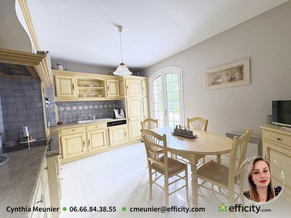 Maison
         5 pièces
        - 136 m² 314 400 € *