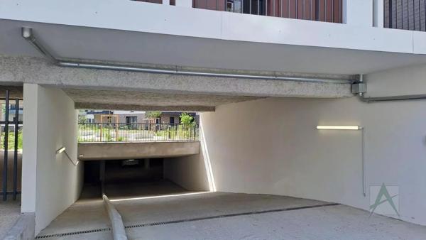 Parking / Box à louer à Chambéry (73000)