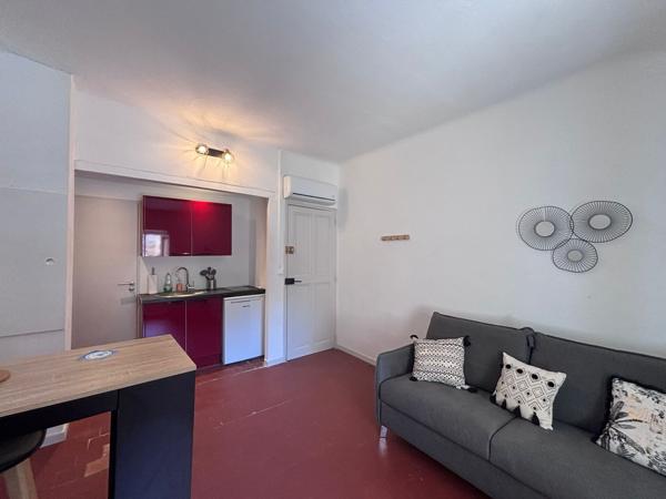 Fontaine-de-Vaucluse (84800) Studio de charme – Vue exceptionnelle sur la Sorgue – Fontaine-de-Vaucluse