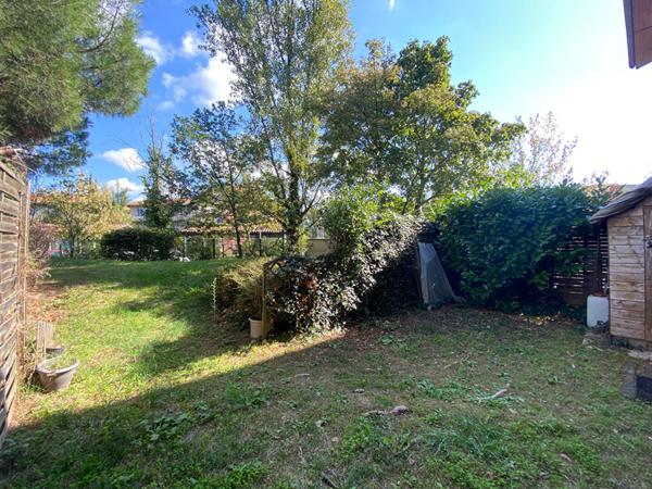 Appartement Toulouse T1 bis 32m2 avec chambre séparée et place de parking