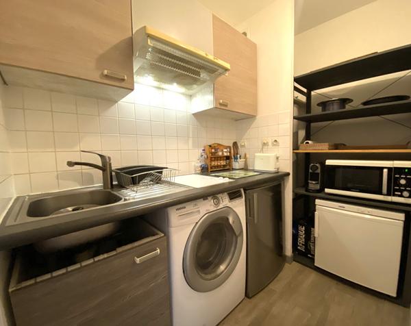 Appartement Toulouse T1 bis 32m2 avec chambre séparée et place de parking
