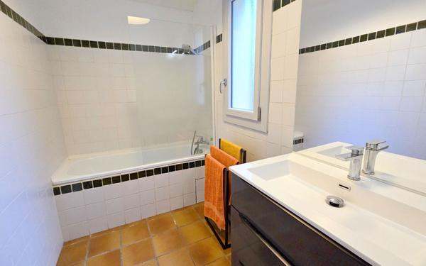 Maison à vendre    7 pièces • 144 m2 La Seyne-sur-Mer