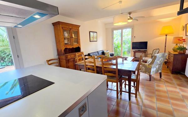 Maison à vendre    7 pièces • 144 m2 La Seyne-sur-Mer