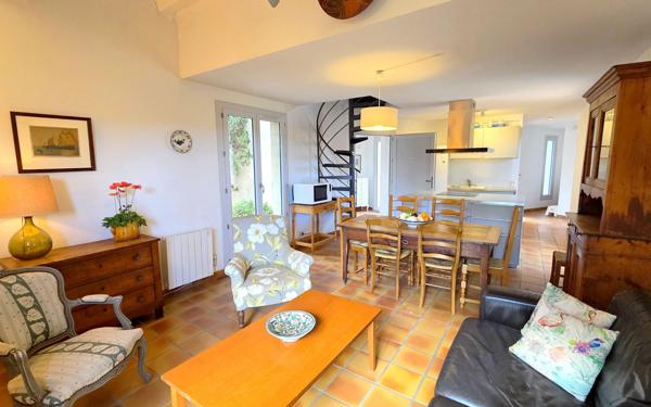 Maison à vendre    7 pièces • 144 m2 La Seyne-sur-Mer