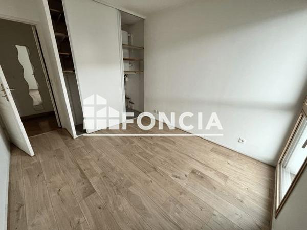 Location Appartement 2 pièces 49.2 m² - 3 PROMENADE DES ANGES St Cyr L Ecole 78210