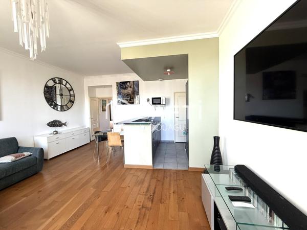 Front de mer historique - Elégance - Quai de la Joliette