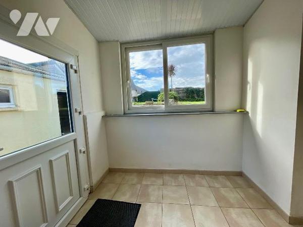 Maison à Vendre à Lannion (22300) en Côtes-d'Armor (22)
Ayant au rez de chaussée une entrée, u...
