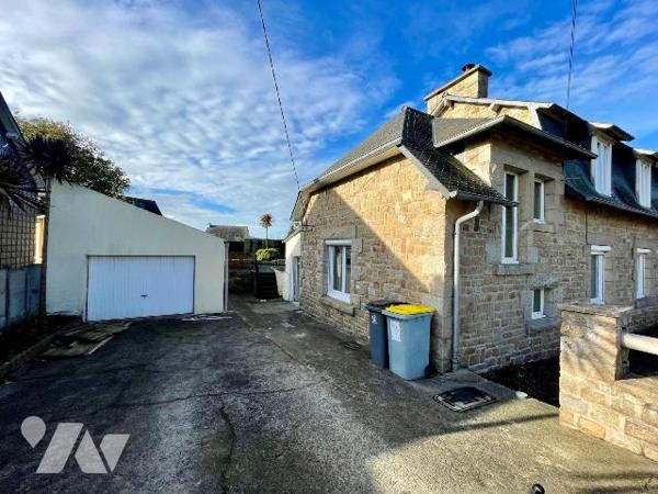 Maison à Vendre à Lannion (22300) en Côtes-d'Armor (22)
Ayant au rez de chaussée une entrée, u...