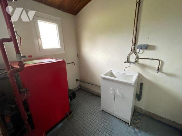 Maison à Vendre à Lannion (22300) en Côtes-d'Armor (22)
Ayant au rez de chaussée une entrée, u...