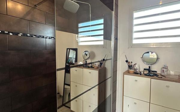 Appartement à vendre    4 pièces • 69,66 m2 Baie-Mahault