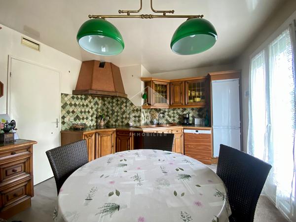 Maison Chalette Sur Loing 4 pièce(s) 94 m2