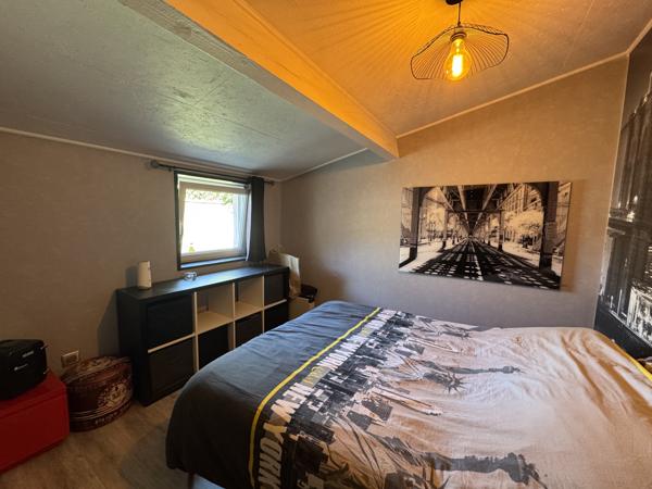 À LOUER – Communay - Maison meublée de 120 m² avec terrasse, jacuzzi et studio indépendant Communay (69360)