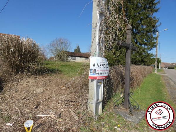 Terrain à vendre de 1 374 m²