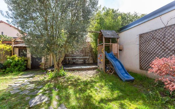 Maison à vendre    5 pièces • 101,07 m2 Antony