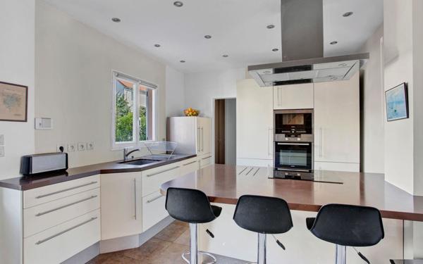 Maison à vendre    5 pièces • 101,07 m2 Antony