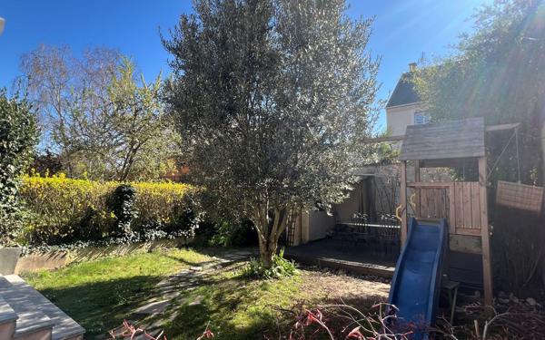 Maison à vendre    5 pièces • 101,07 m2 Antony