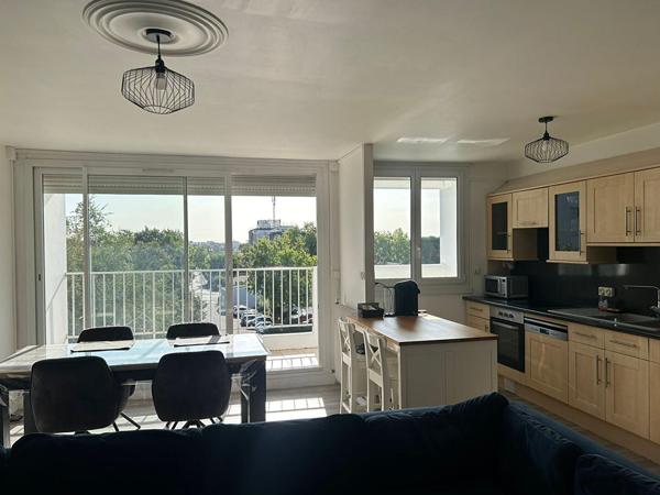 Appartement Niort 3 pièce(s) meublé 68 m2, Niort 79000