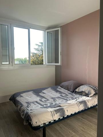 Appartement Niort 3 pièce(s) meublé 68 m2, Niort 79000