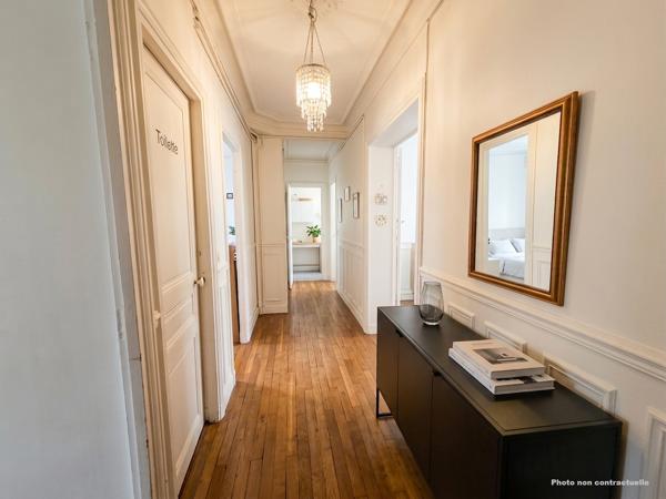 Appartement
         3 pièces
        - 77 m² 630 000 € *
