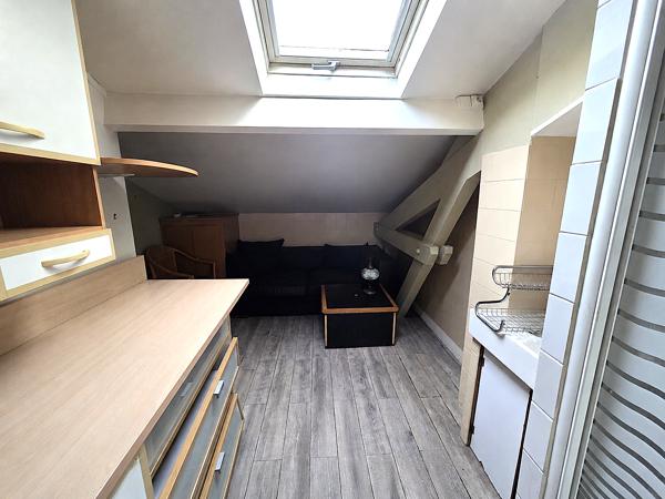 Appartement
         3 pièces
        - 77 m² 625 000 € *