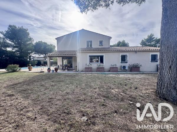 Maison à vendre 6 pièces 164 m² Pélissanne