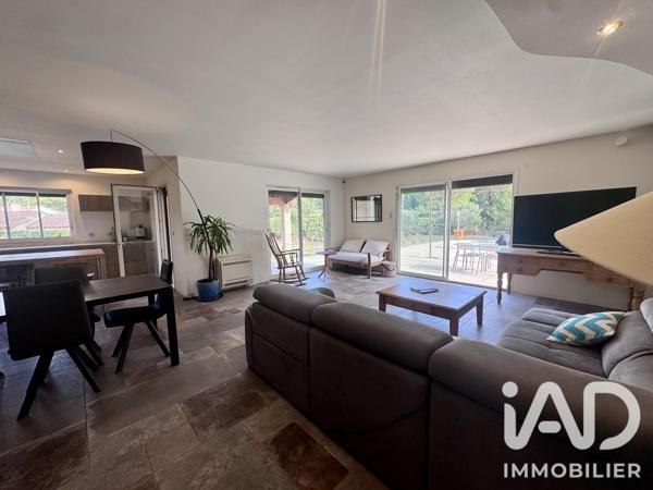 Maison à vendre 6 pièces 164 m² Pélissanne