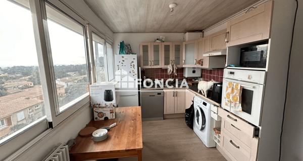 À vendre Appartement 3 pièces 65 m² - Villeneuve-lès-avignon 30400