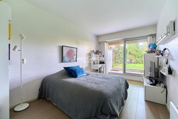 APPARTEMENT FAMILIAL - 118 m² - 120 m² de JARDIN- EXCELLENT PLAN