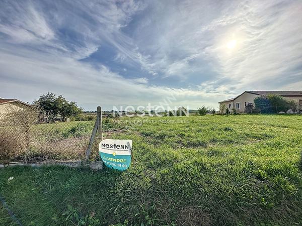 A VENDRE TERRAIN CONSTRUCTIBLE DE 1841m2 PROCHE AUCH