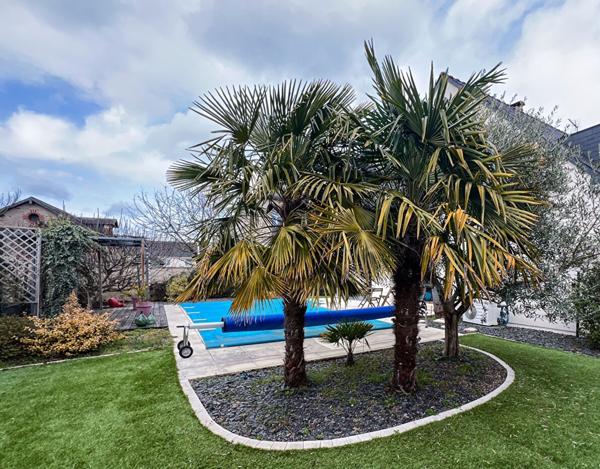 A VENDRE Maison 147 m² 4 chambres jardin de plus de 570 m²