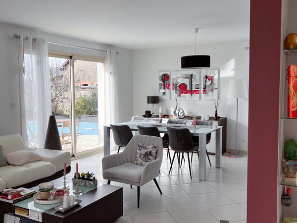 A VENDRE Maison 147 m² 4 chambres jardin de plus de 570 m²