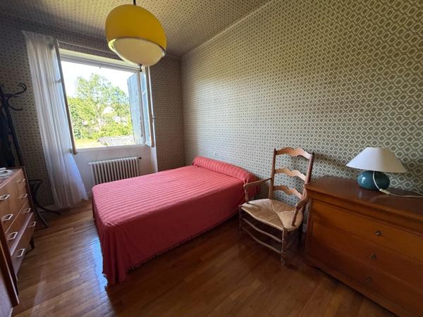 MAISON 210 m2 - APPARTEMENT INDEPENDANT + DEPENDANCES