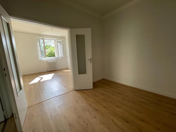 MAISON 210 m2 - APPARTEMENT INDEPENDANT + DEPENDANCES