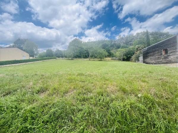 Terrain 69 000 € Ilhat 1090 m² DPE