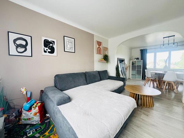 47110 SAINTE LIVRADE SUR LOT Ste Livrade / Lot, maison d'environ 100m² avec garage et jardin