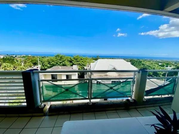 Appartement à vendre 3 pièces 68m² Saint-Pierre (97432)