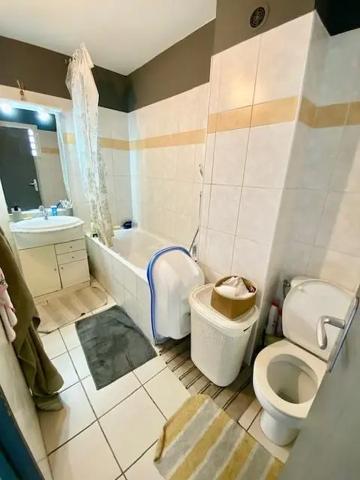 Appartement à vendre 3 pièces 68m² Saint-Pierre (97432)