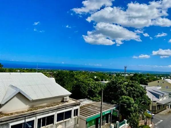 Appartement à vendre 3 pièces 68m² Saint-Pierre (97432)